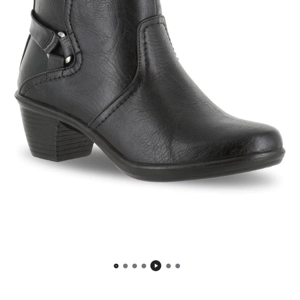 Easy Street Black Ankle Boots NWOT in box